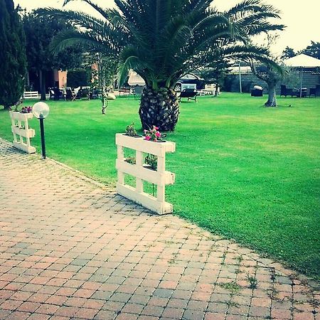 Villa Elegance لاديسْبولِ المظهر الخارجي الصورة