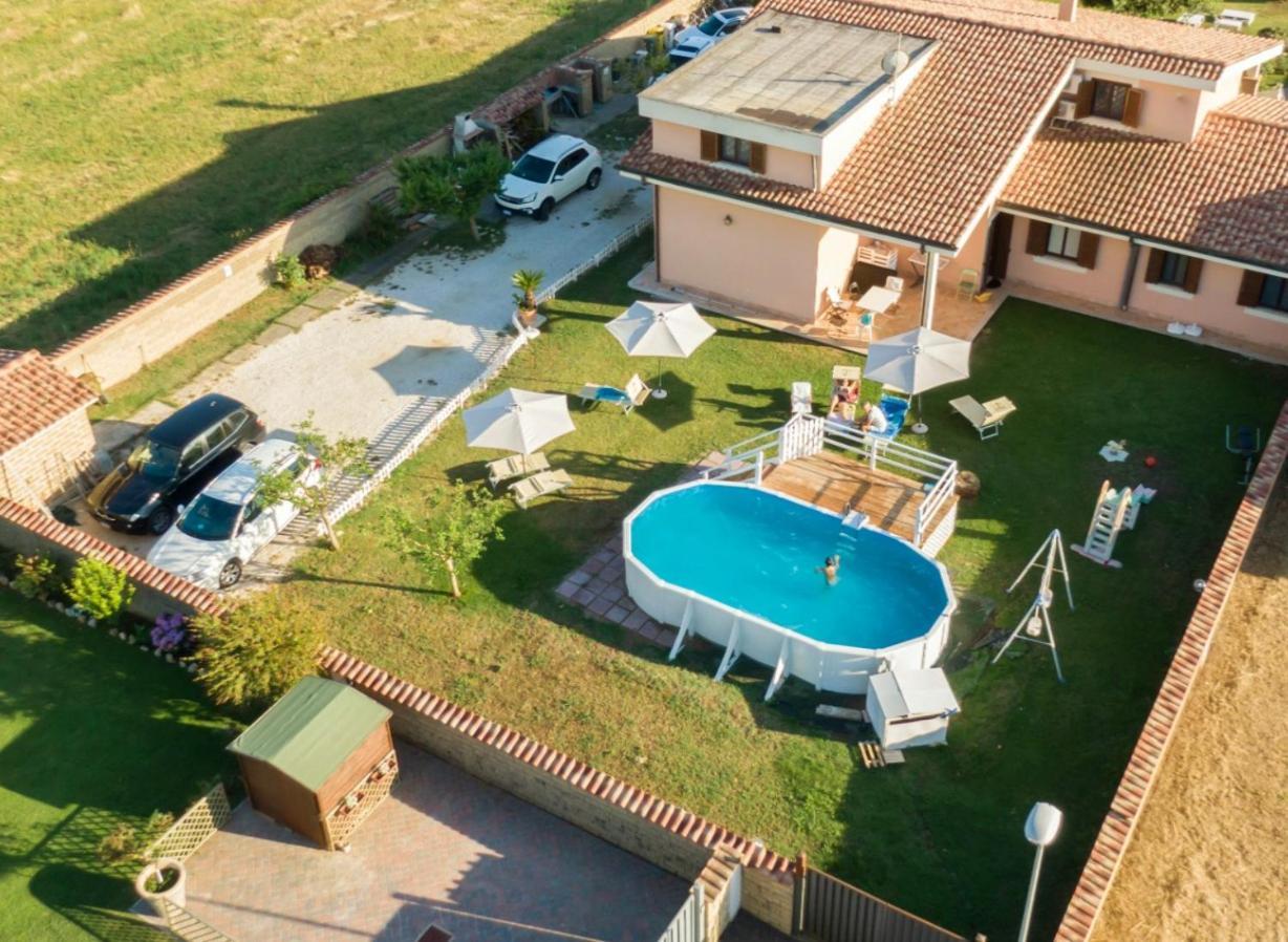 Villa Elegance لاديسْبولِ المظهر الخارجي الصورة