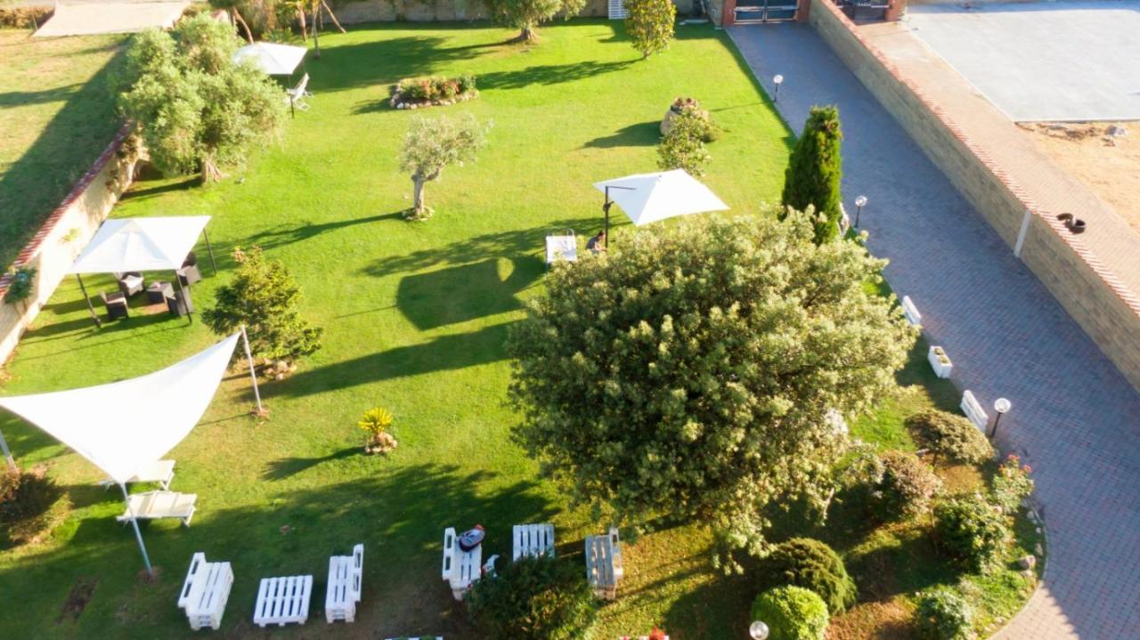 Villa Elegance لاديسْبولِ المظهر الخارجي الصورة